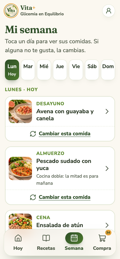 Captura real de Vita+: Mi semana, días y comidas que pueden cambiarse, con datos de demostración